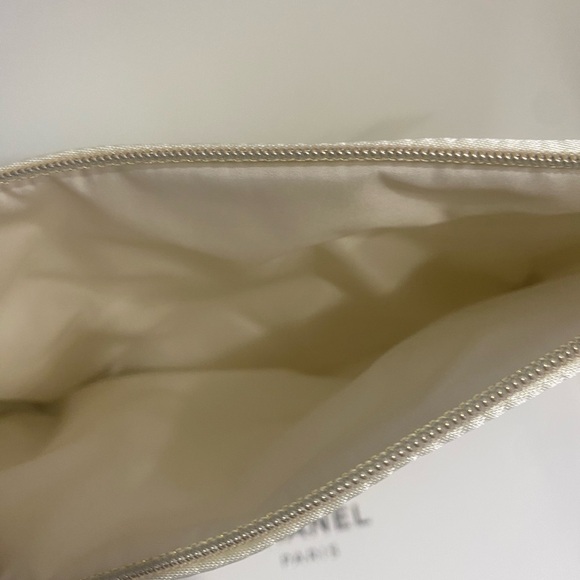 Chanel COCO Mademoiselle Cosmetics Bag - Picture 8 of 11